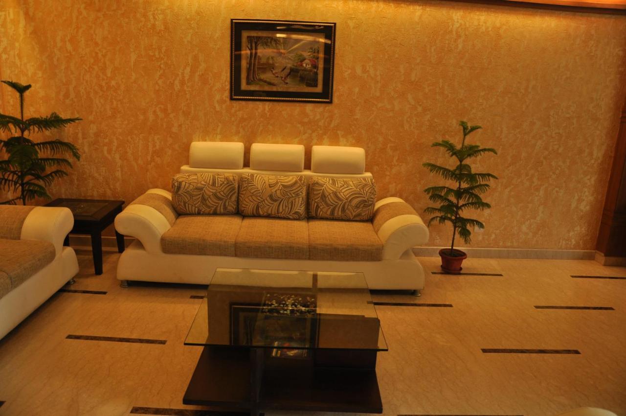 Divine Paradise Tavisha New Delhi Luaran gambar