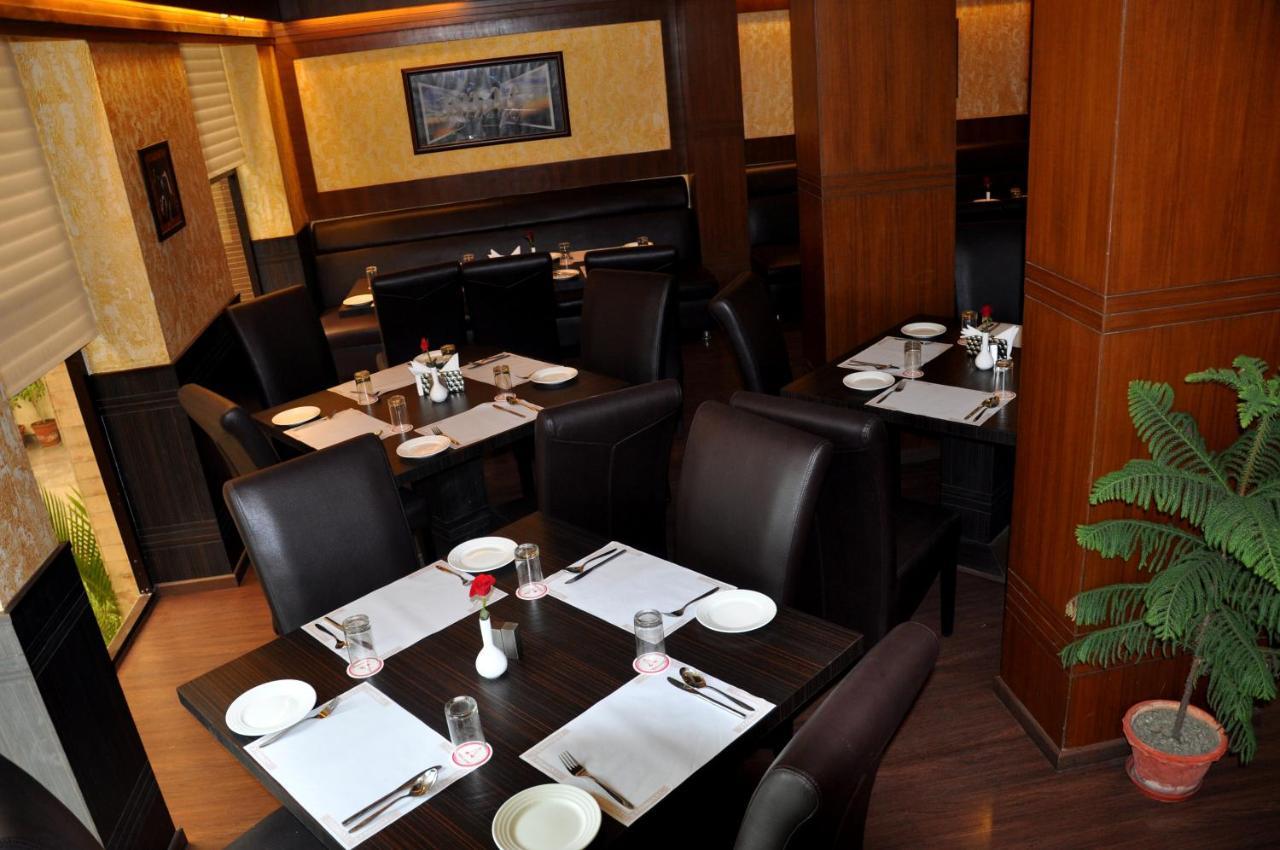 Divine Paradise Tavisha New Delhi Luaran gambar