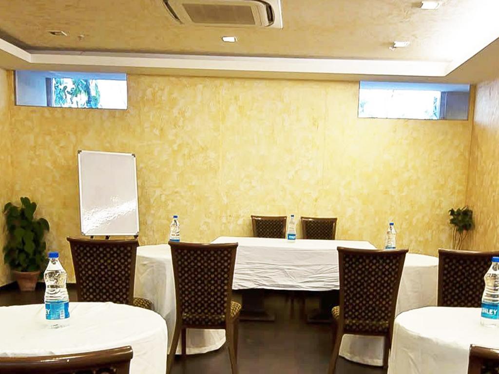 Divine Paradise Tavisha New Delhi Luaran gambar
