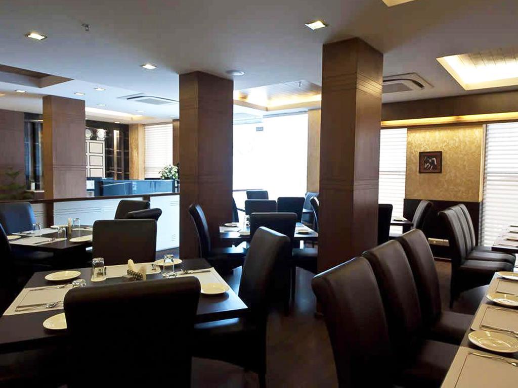 Divine Paradise Tavisha New Delhi Luaran gambar