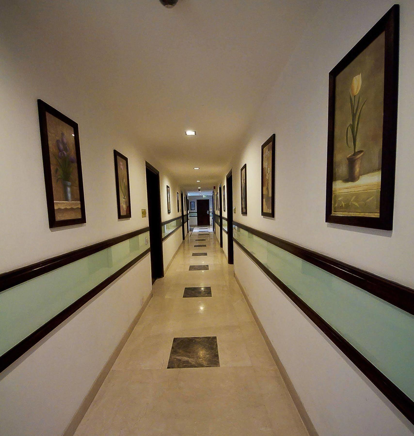Divine Paradise Tavisha New Delhi Luaran gambar